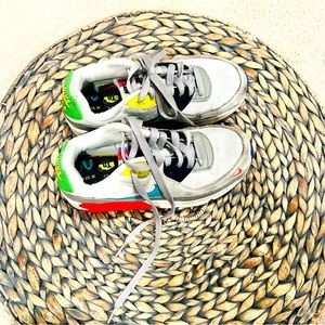 Worn Nike Air Max 90 multi-color size 4